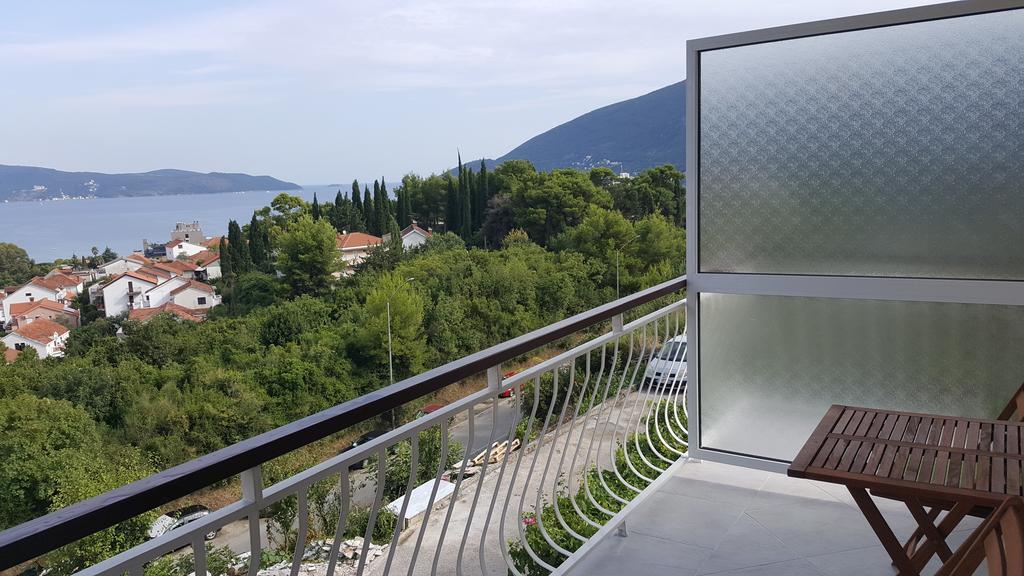 Apartments La Dolce Vita Herceg Novi Dış mekan fotoğraf