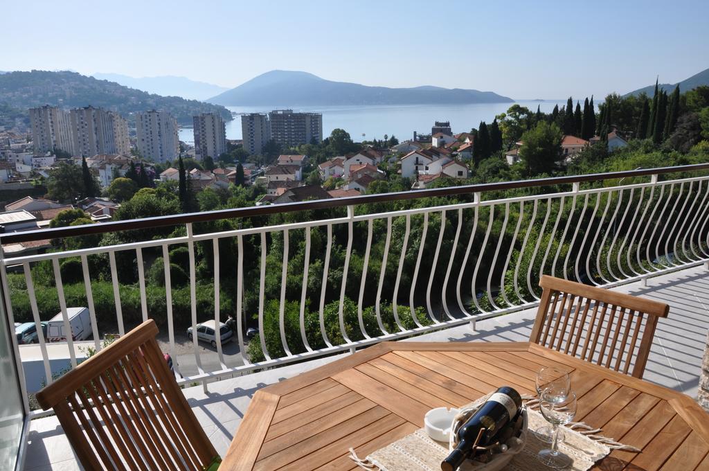 Apartments La Dolce Vita Herceg Novi Dış mekan fotoğraf